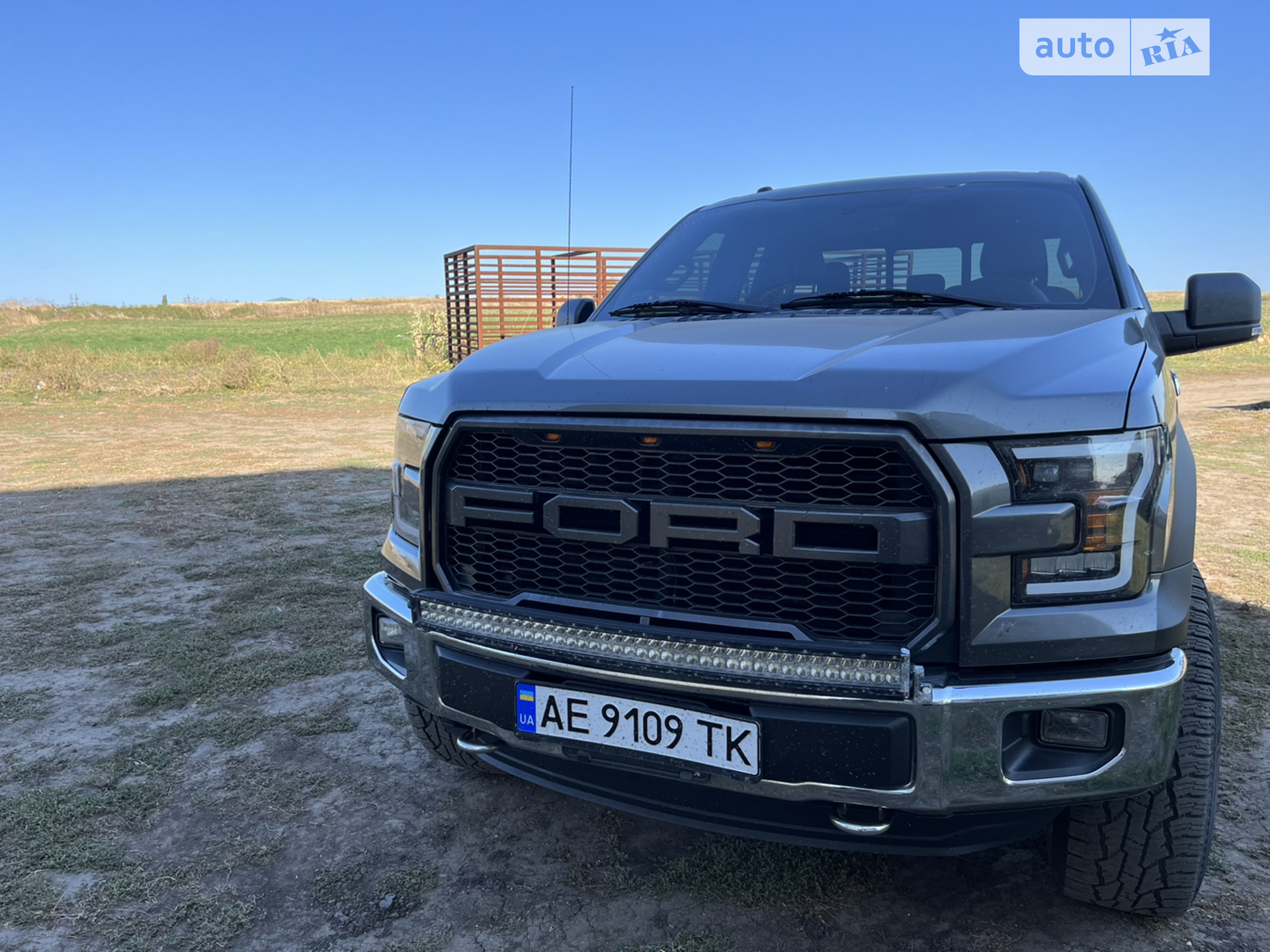 2015 Ford F-150 - мініатюра 2