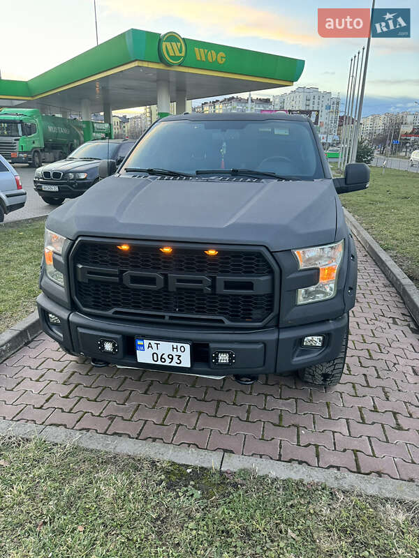 Пикап Ford F-150 2015 в Ивано-Франковске