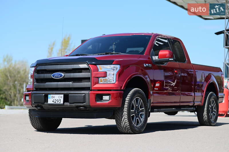 Пикап Ford F-150 2015 в Дубно