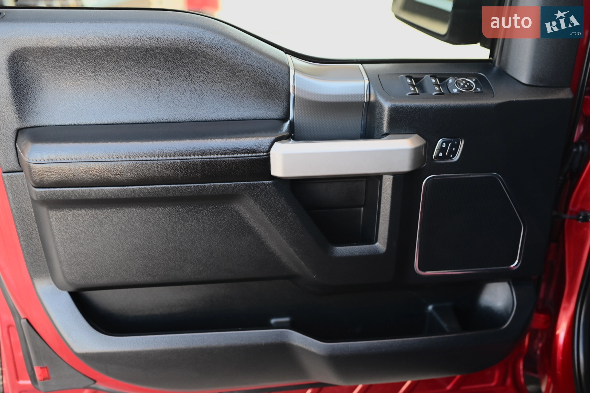 2015 Ford F-150 - мініатюра 32