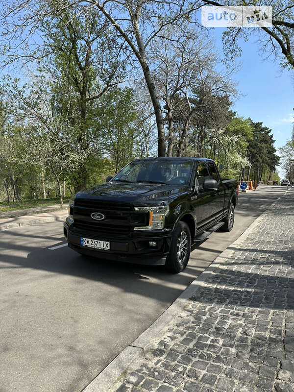 Пикап Ford F-150 2017 в Киеве