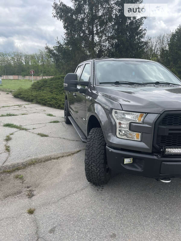 Пикап Ford F-150 2016 в Умани