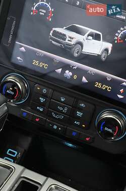 Пикап Ford F-150 2017 в 