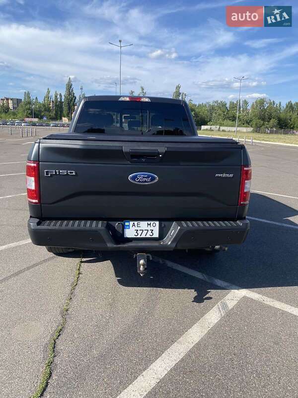 Пикап Ford F-150 2017 в Киеве