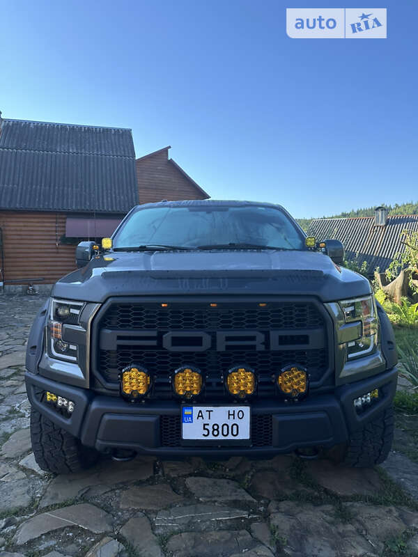 Пікап Ford F-150 2015 в Івано-Франківську