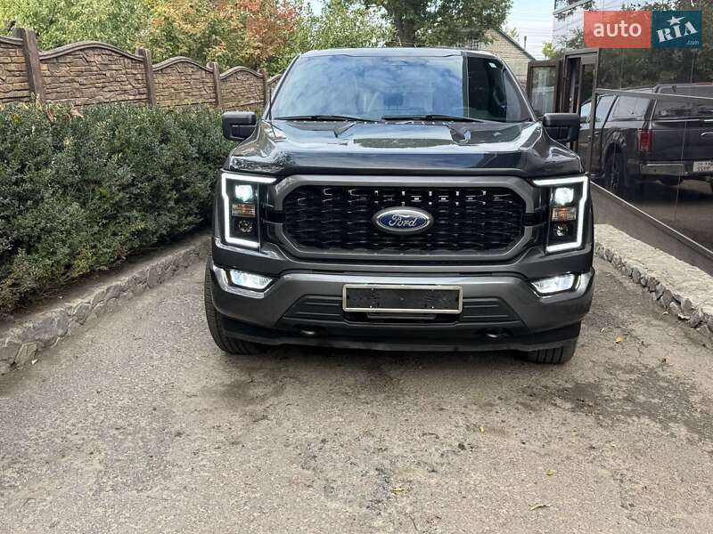 Пикап Ford F-150 2021 в 