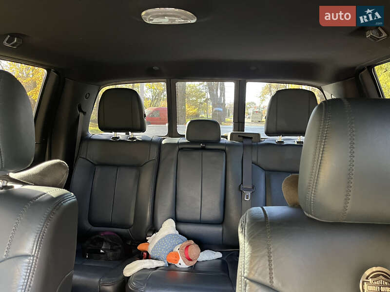 Пикап Ford F-150 2014 в Черновцах