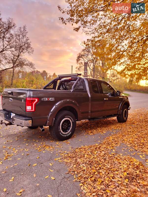 Пикап Ford F-150 2015 в Черкассах