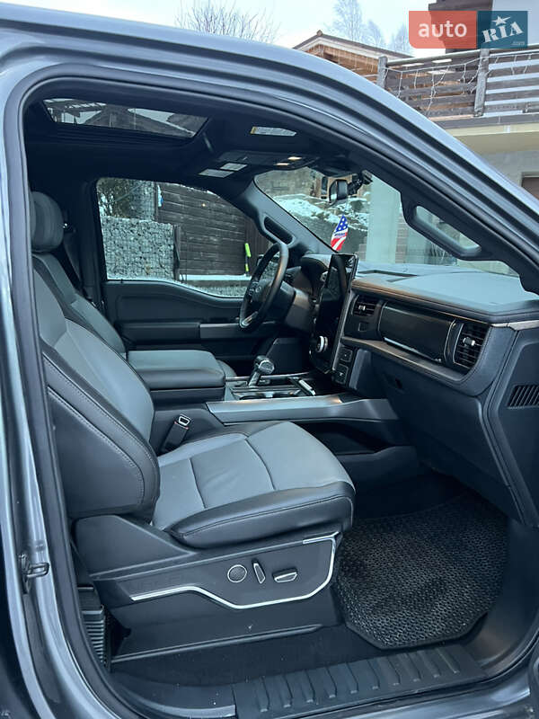 Пикап Ford F-150 2023 в Ивано-Франковске