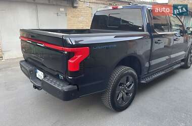 Пикап Ford F-150 2022 в 