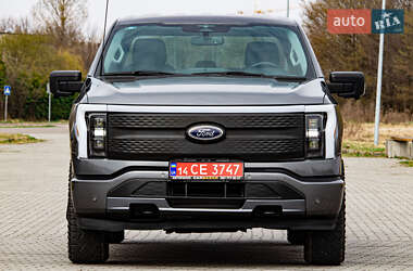 Пикап Ford F-150 2023 в 