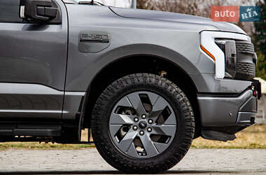 Пикап Ford F-150 2023 в 
