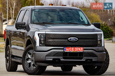 Пикап Ford F-150 2023 в 