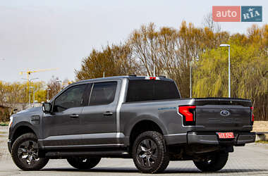 Пикап Ford F-150 2023 в 