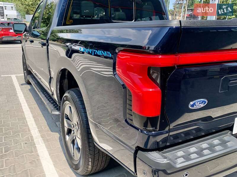 Пикап Ford F-150 2023 в Черноморске