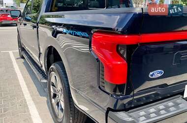 Пикап Ford F-150 2023 в 