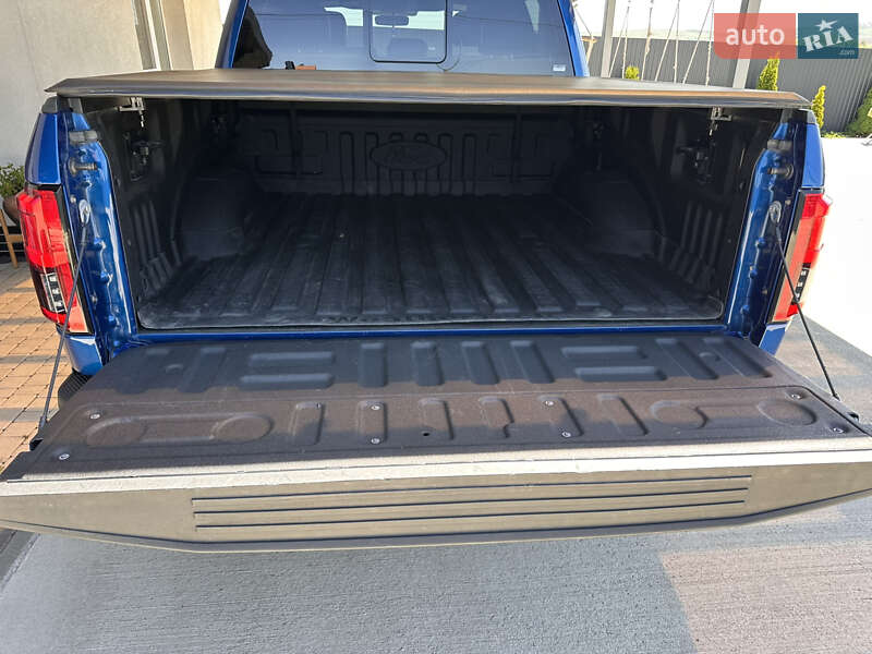 Пикап Ford F-150 2017 в Черновцах