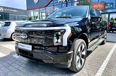 Пикап Ford F-150 2022 в 