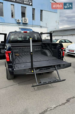 Пикап Ford F-150 2023 в 