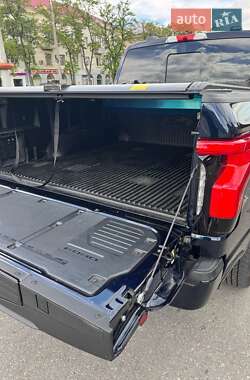 Пикап Ford F-150 2023 в 