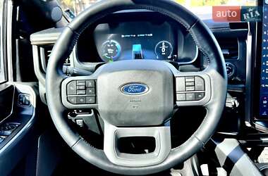 Пикап Ford F-150 2023 в 