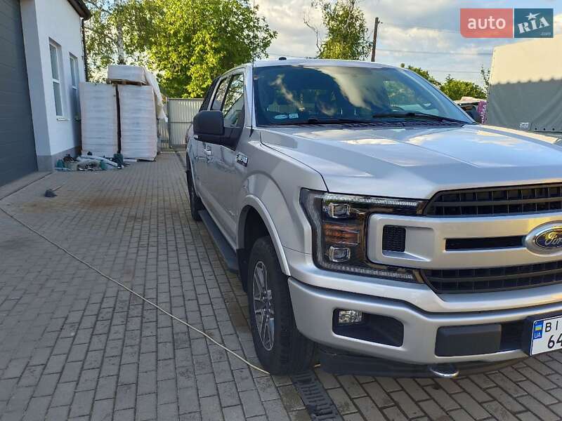 Пікап Ford F-150 2015 в Диканьці