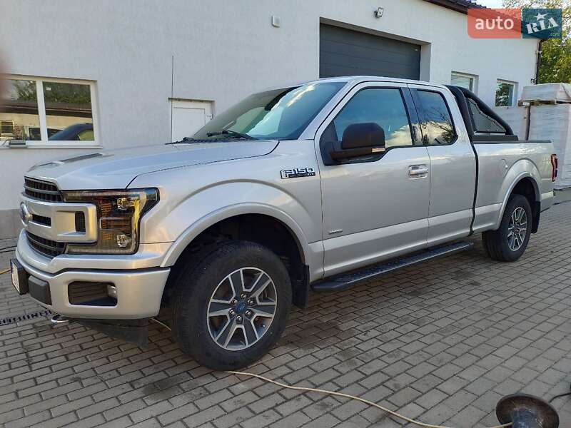 Пікап Ford F-150 2015 в Диканьці