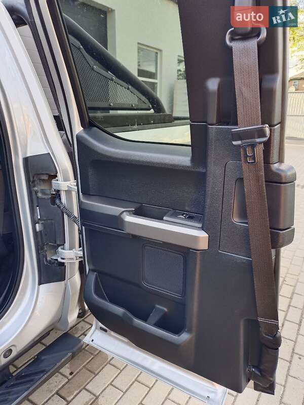 Пікап Ford F-150 2015 в Диканьці