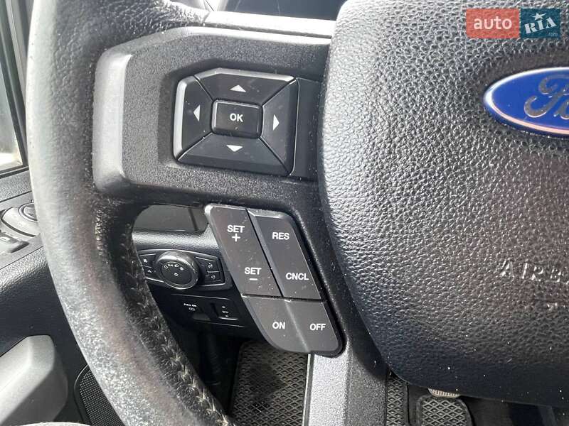 Пикап Ford F-150 2016 в Киеве