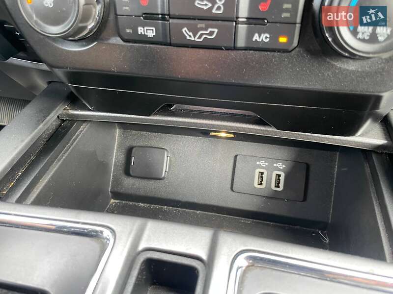 Пикап Ford F-150 2016 в Киеве