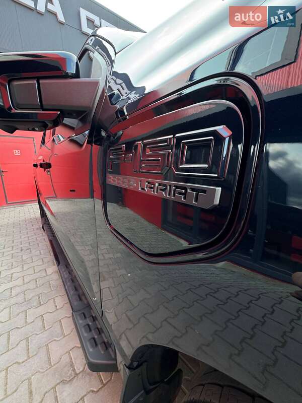 Пикап Ford F-150 2022 в Черновцах