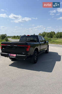 Пикап Ford F-150 2023 в 