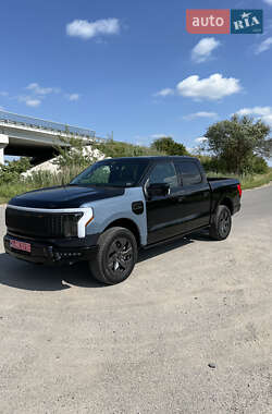 Пикап Ford F-150 2023 в 