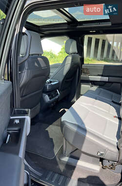 Пикап Ford F-150 2023 в 