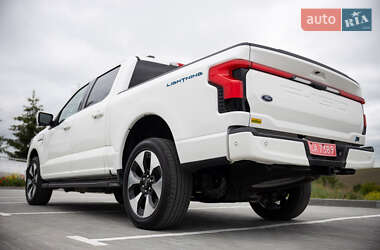 Пикап Ford F-150 2023 в 