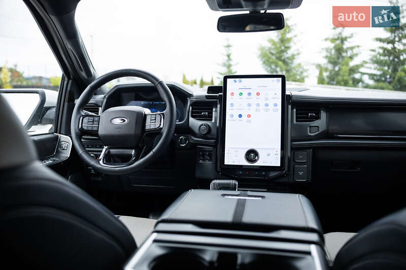 Пикап Ford F-150 2023 в Тернополе