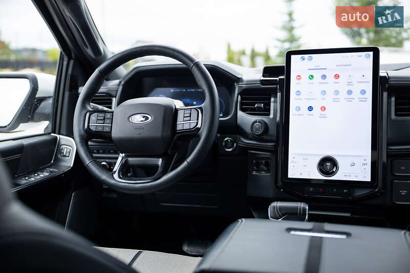 Пикап Ford F-150 2023 в Тернополе