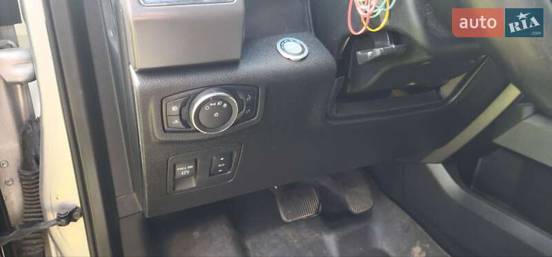 Пикап Ford F-150 2016 в Черкассах