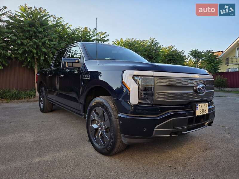 Пікап Ford F-150 2023 в 