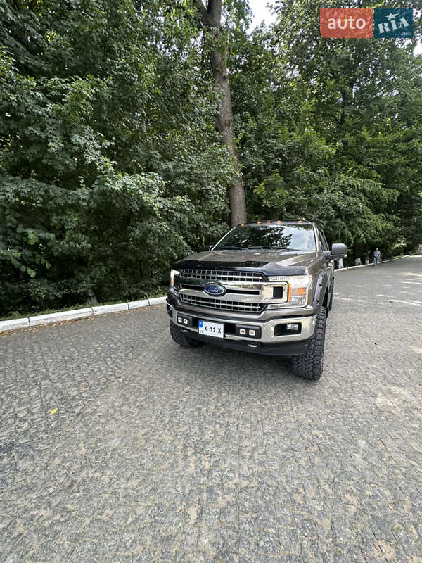 Пикап Ford F-150 2018 в Черновцах