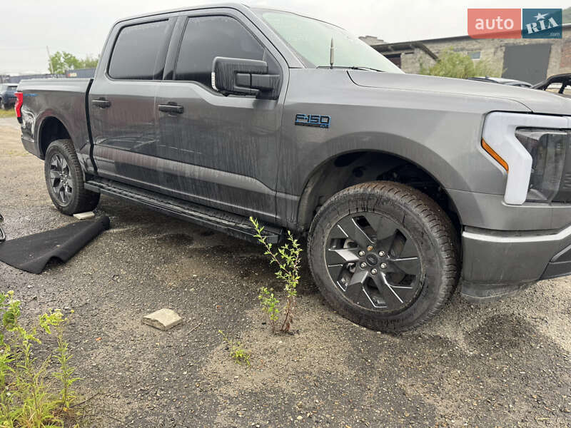 Пикап Ford F-150 2024 в Львове
