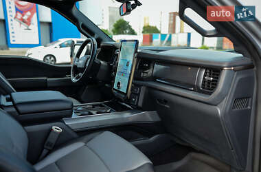 Пикап Ford F-150 2022 в 