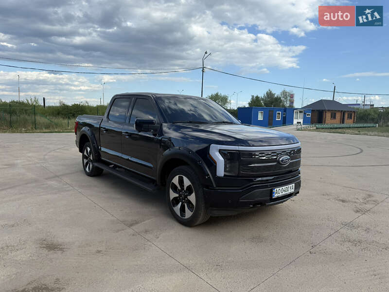 Пикап Ford F-150 2023 в 