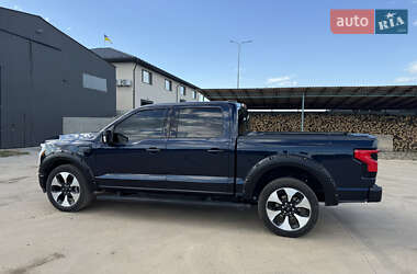 Пикап Ford F-150 2023 в 