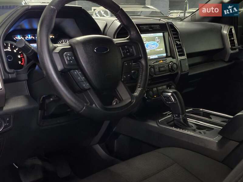 Пикап Ford F-150 2015 в Николаеве