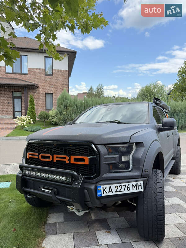 Пикап Ford F-150 2015 в 
