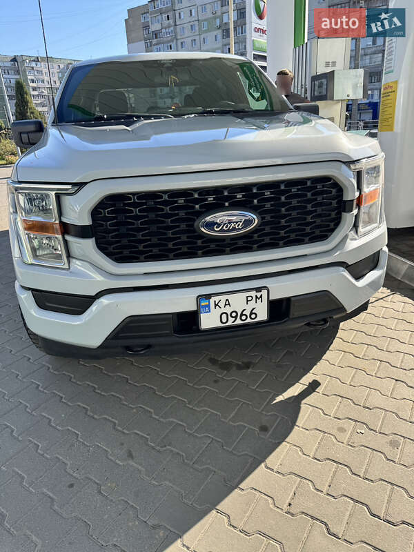 Пікап Ford F-150 2022 в 