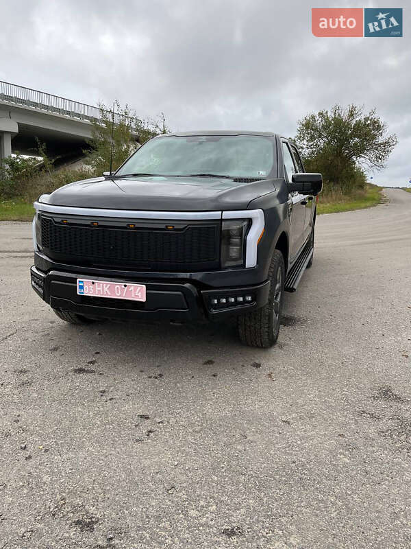 Ford F-150 2023
