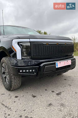 Пикап Ford F-150 2023 в 