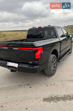 Пикап Ford F-150 2023 в 
